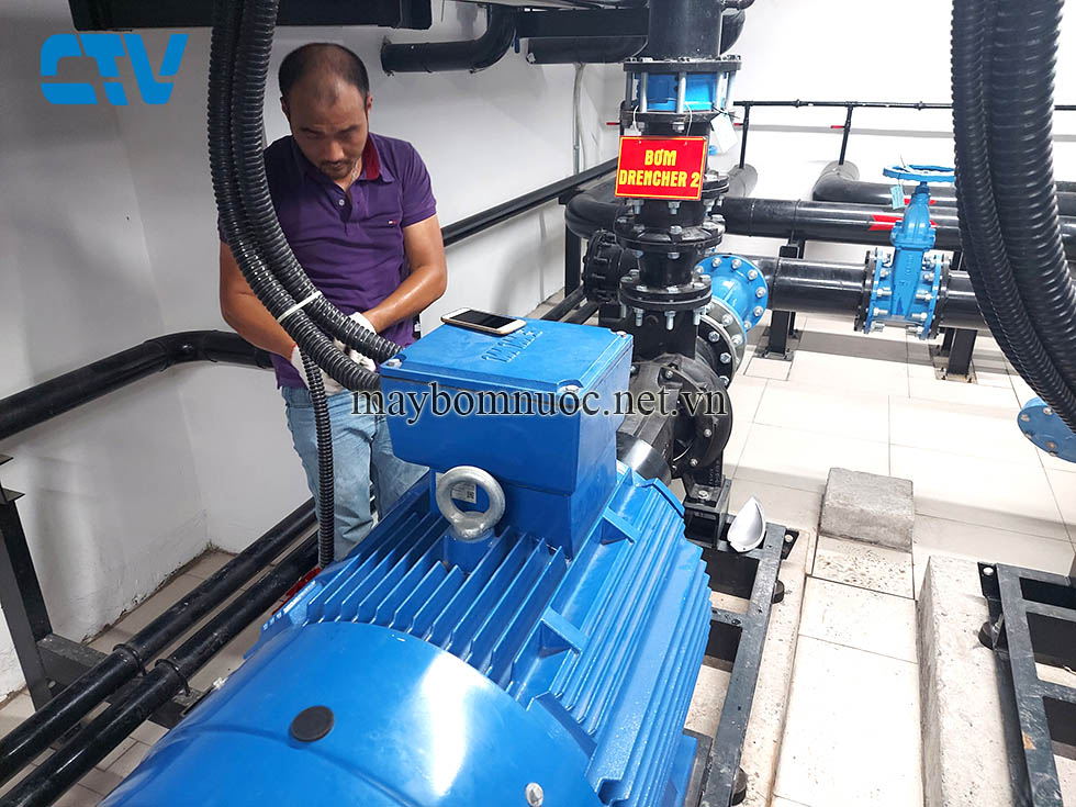 Dịch vụ sửa chữa máy bơm công nghiệp tận nơi – Giải pháp toàn diện cho doanh nghiệp
