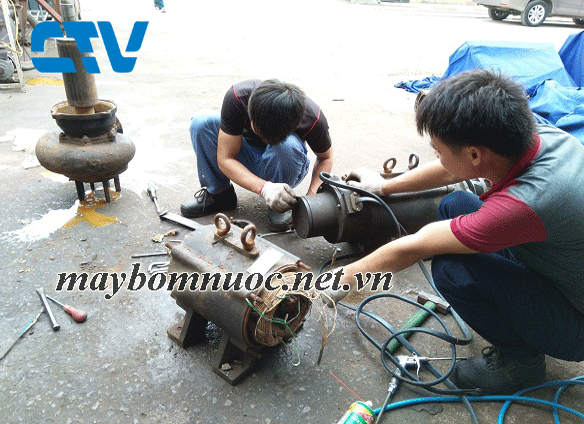 Sửa máy bơm công nghiệp tại xưởng Cường Thịnh Vương